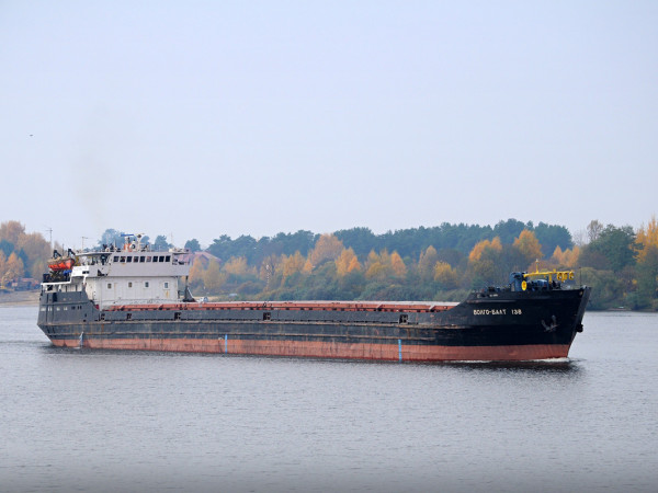 Сухогрузный теплоход 